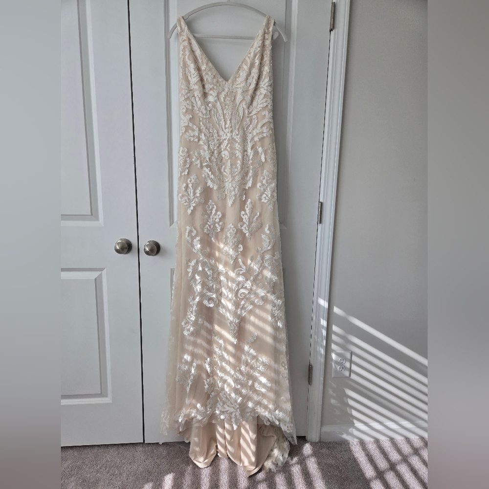 Sottero and Midgley Couture Wedding Dress Size 10